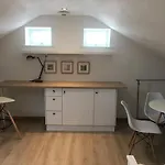Oak Tree Studio
