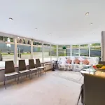 Marlows Diamond 4 Bedroom Home