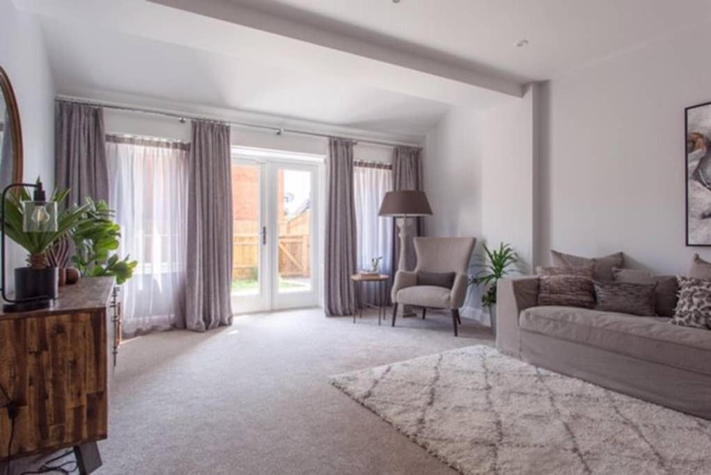 Seven Living Residences Marlow Holiday home *