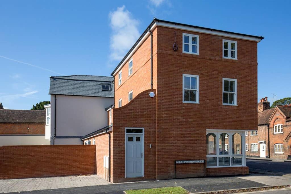 Seven Living Residences Marlow Holiday home