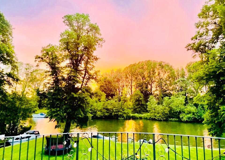 Holiday home Stunning Riverside With Fantastic Views