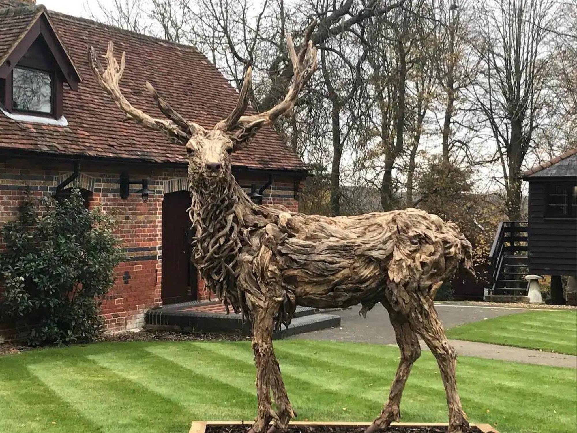 Private Estate Lodge-cabin Near River Thames Holiday home *