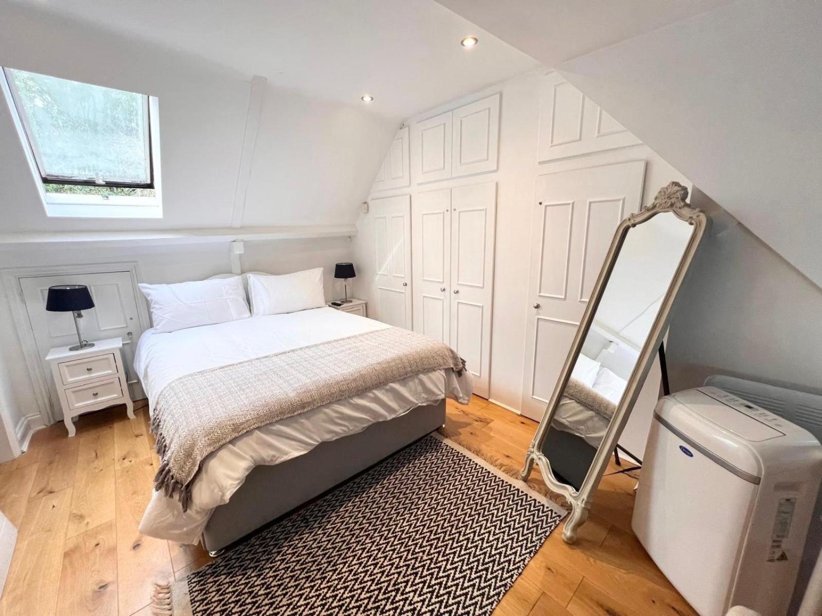 2 Bed With River Views Holiday home Marlow (Buckinghamshire)