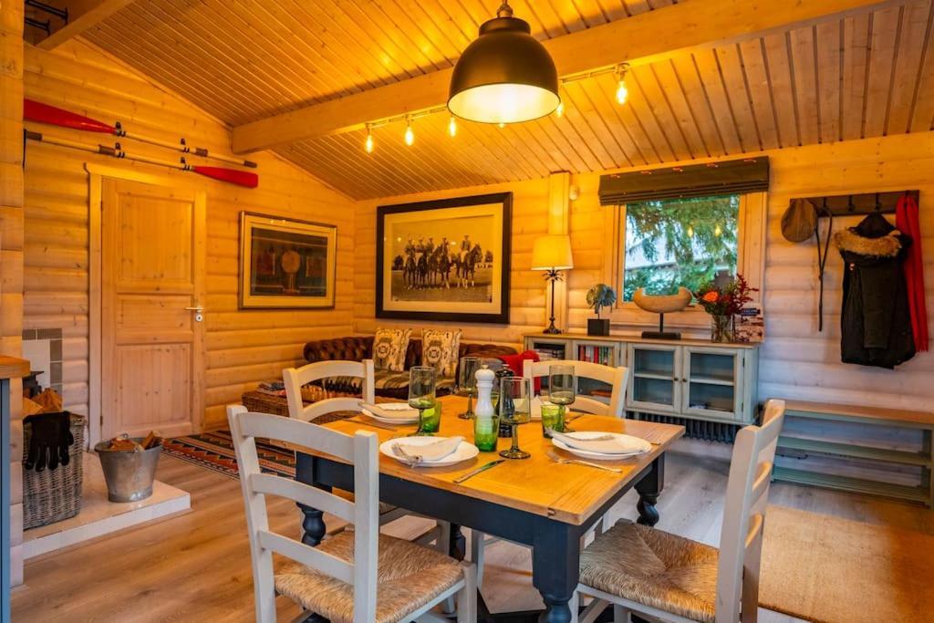 Chalet The *