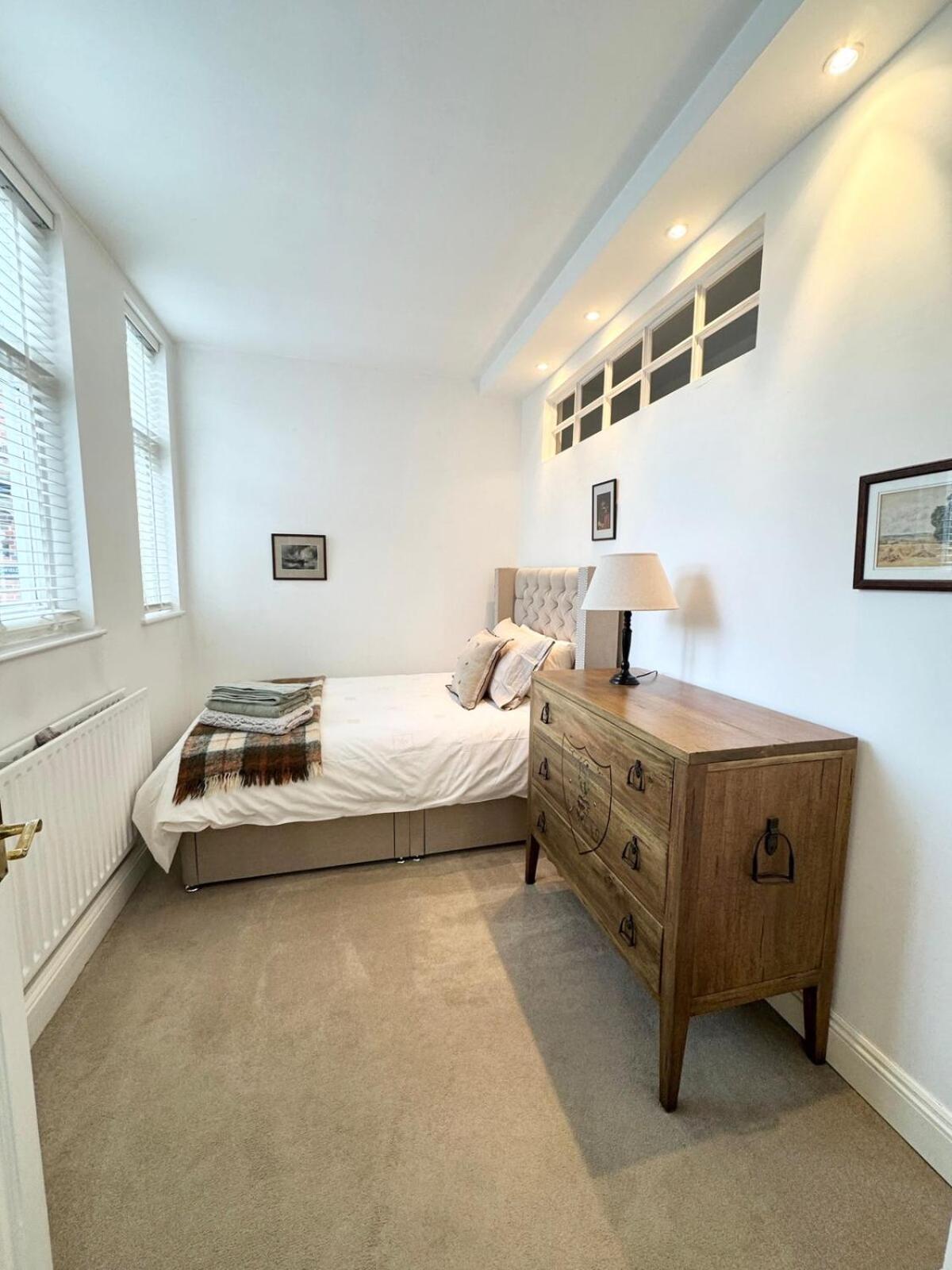 Modern 2 Bed With Parking In Marlow Apartment Marlow (Buckinghamshire)