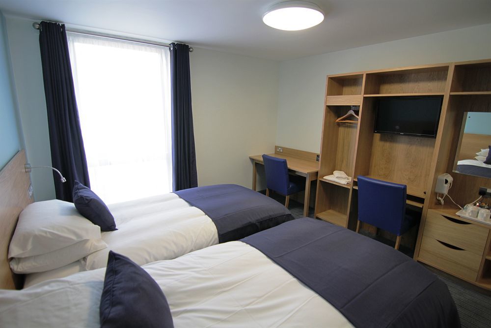 Hotel Bisham Abbey National Sports Centre
