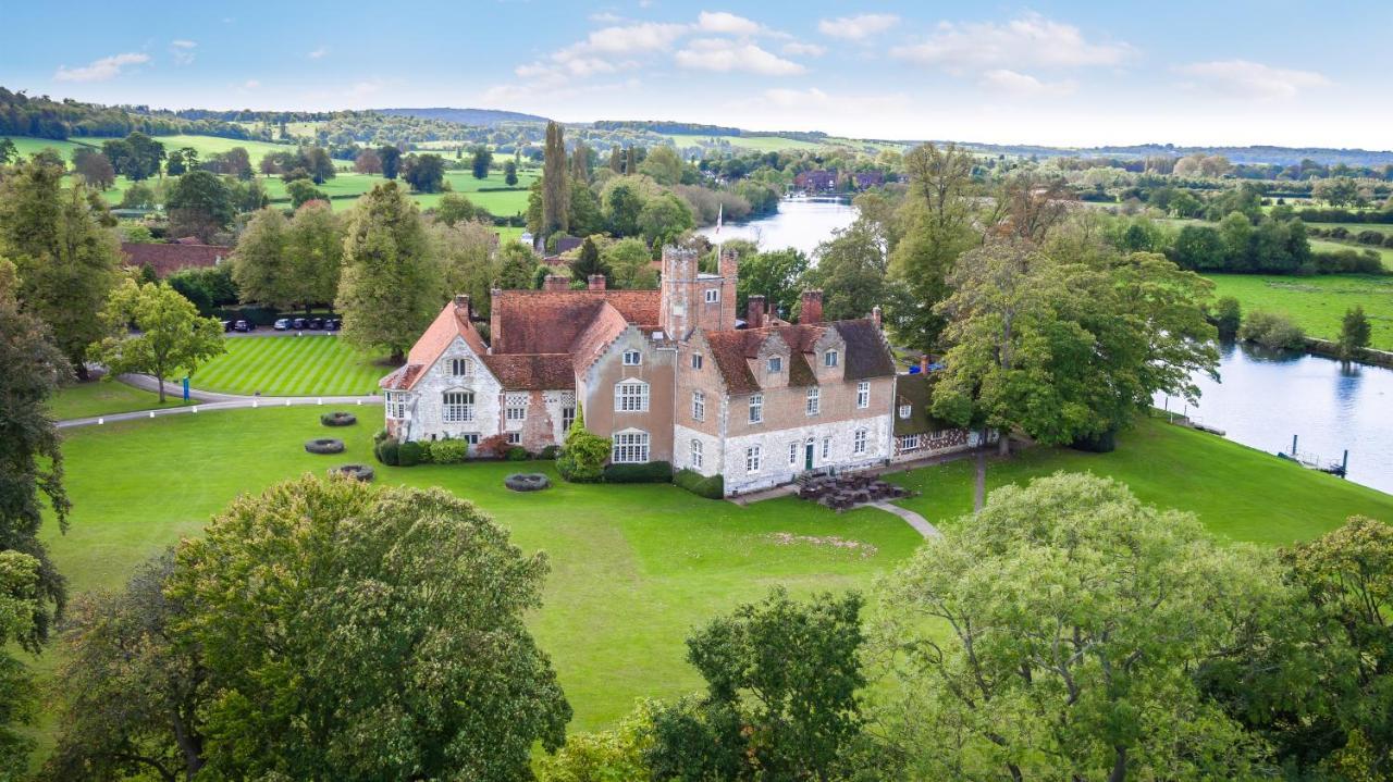 Hotel Bisham Abbey National Sports Centre Marlow (Buckinghamshire)