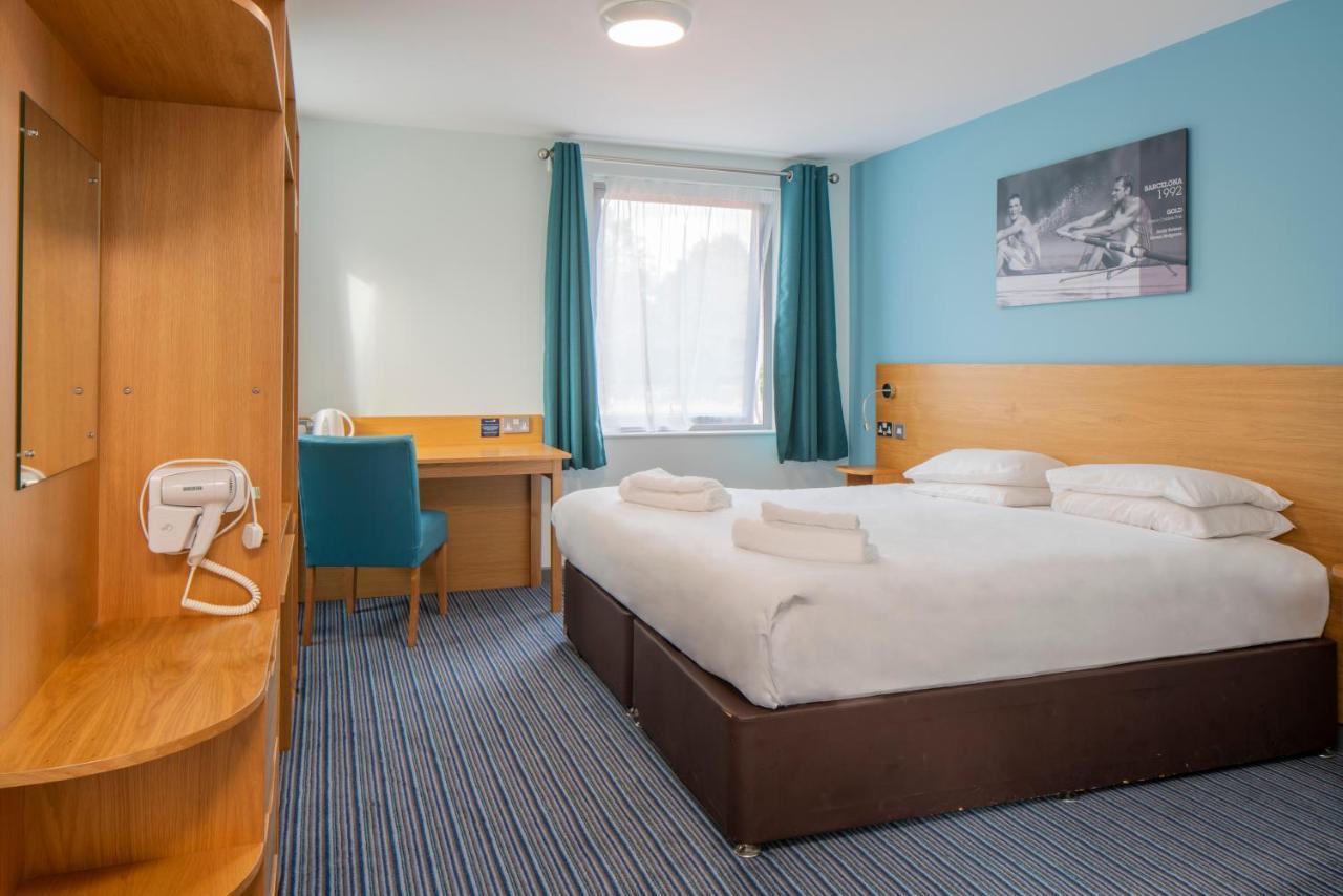 Hotel Bisham Abbey National Sports Centre Marlow (Buckinghamshire)