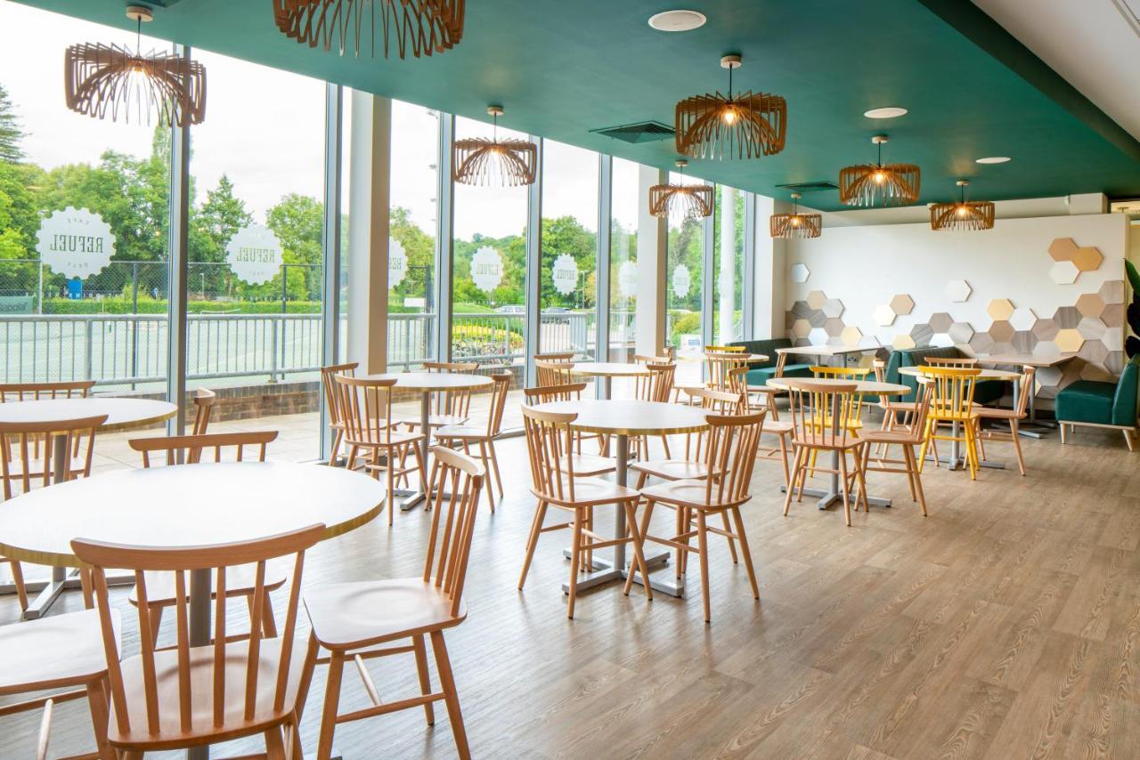 Hotel Bisham Abbey National Sports Centre 3*