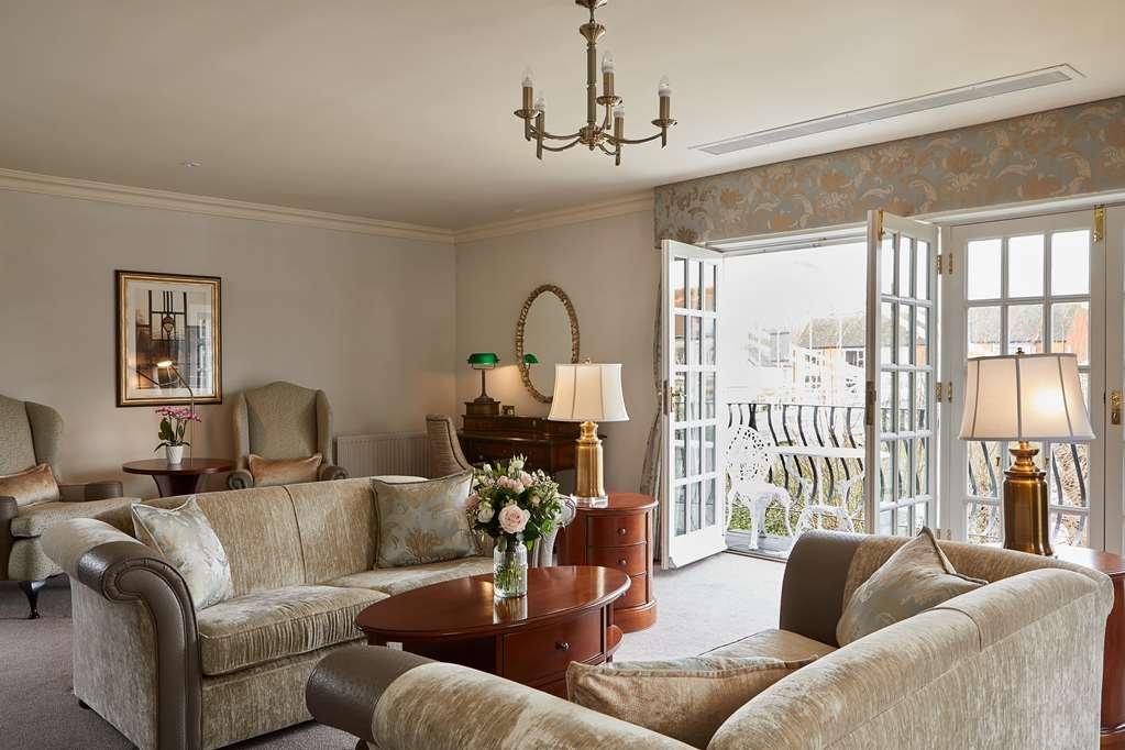 Macdonald Compleat Angler Hotel
