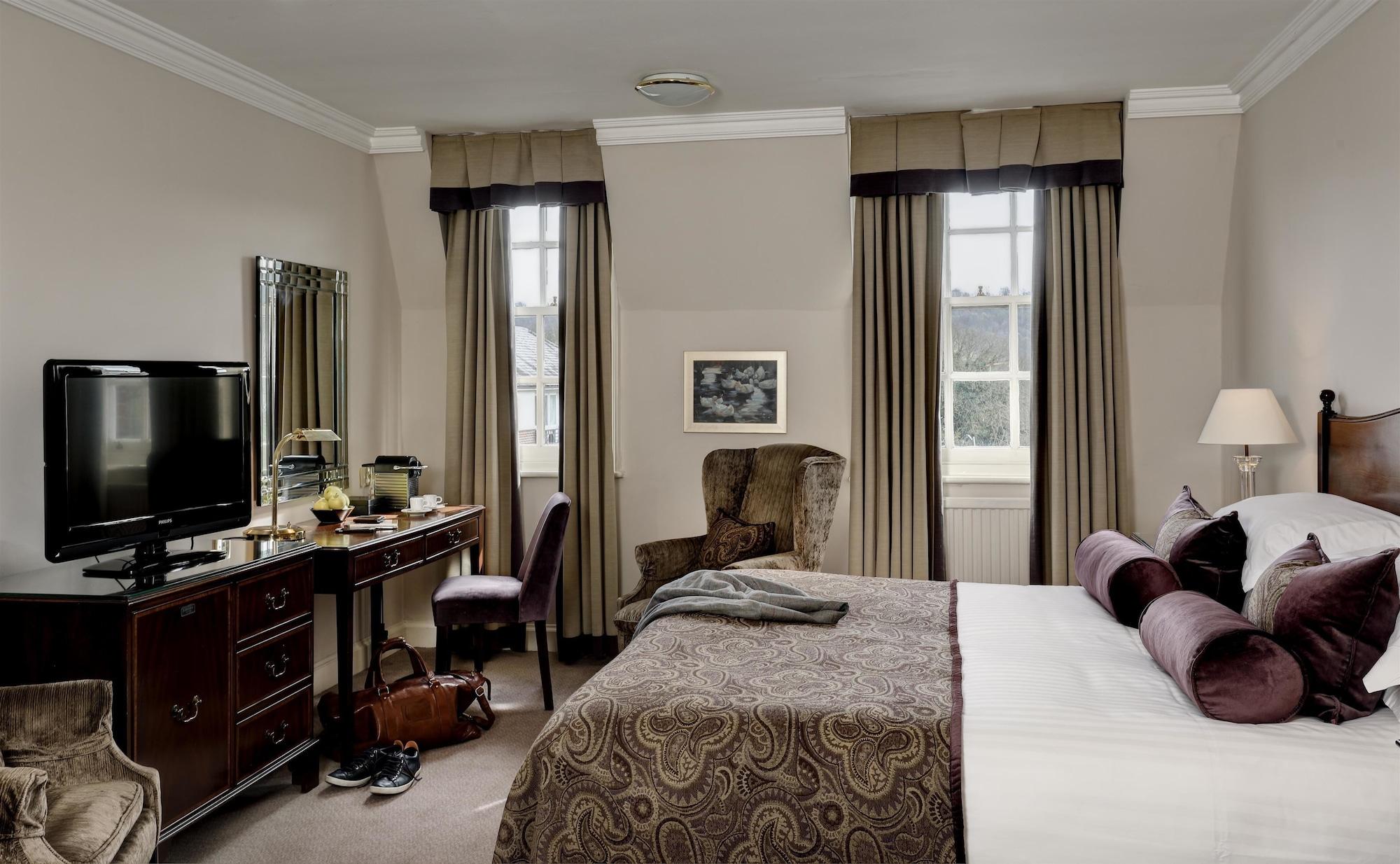Macdonald Compleat Angler Hotel