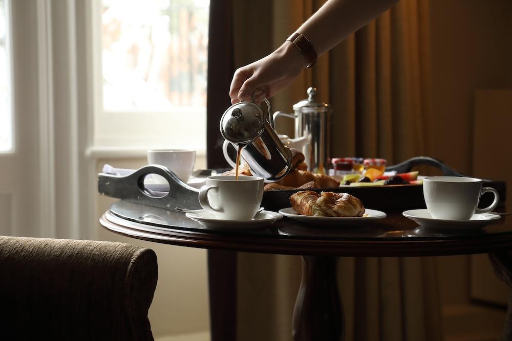 Macdonald Compleat Angler 4*
