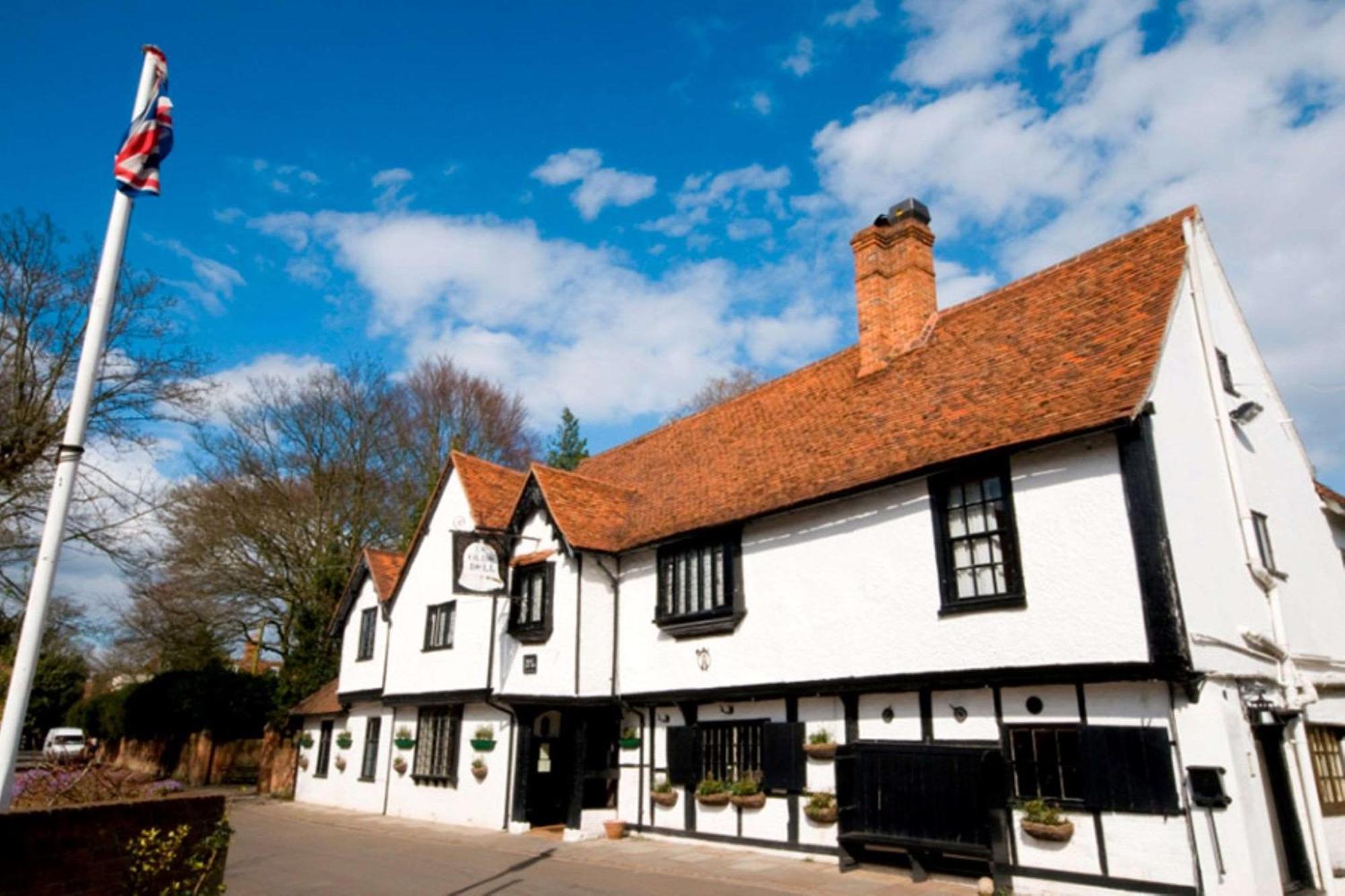 The Olde Bell, Bw Signature Collection 3*