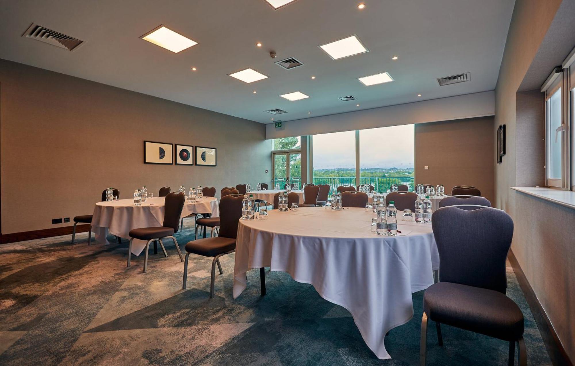 Crowne Plaza Marlow By Ihg Hotel 4*