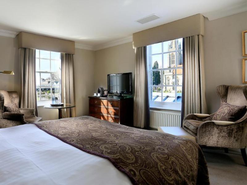 Hotel Macdonald Compleat Angler