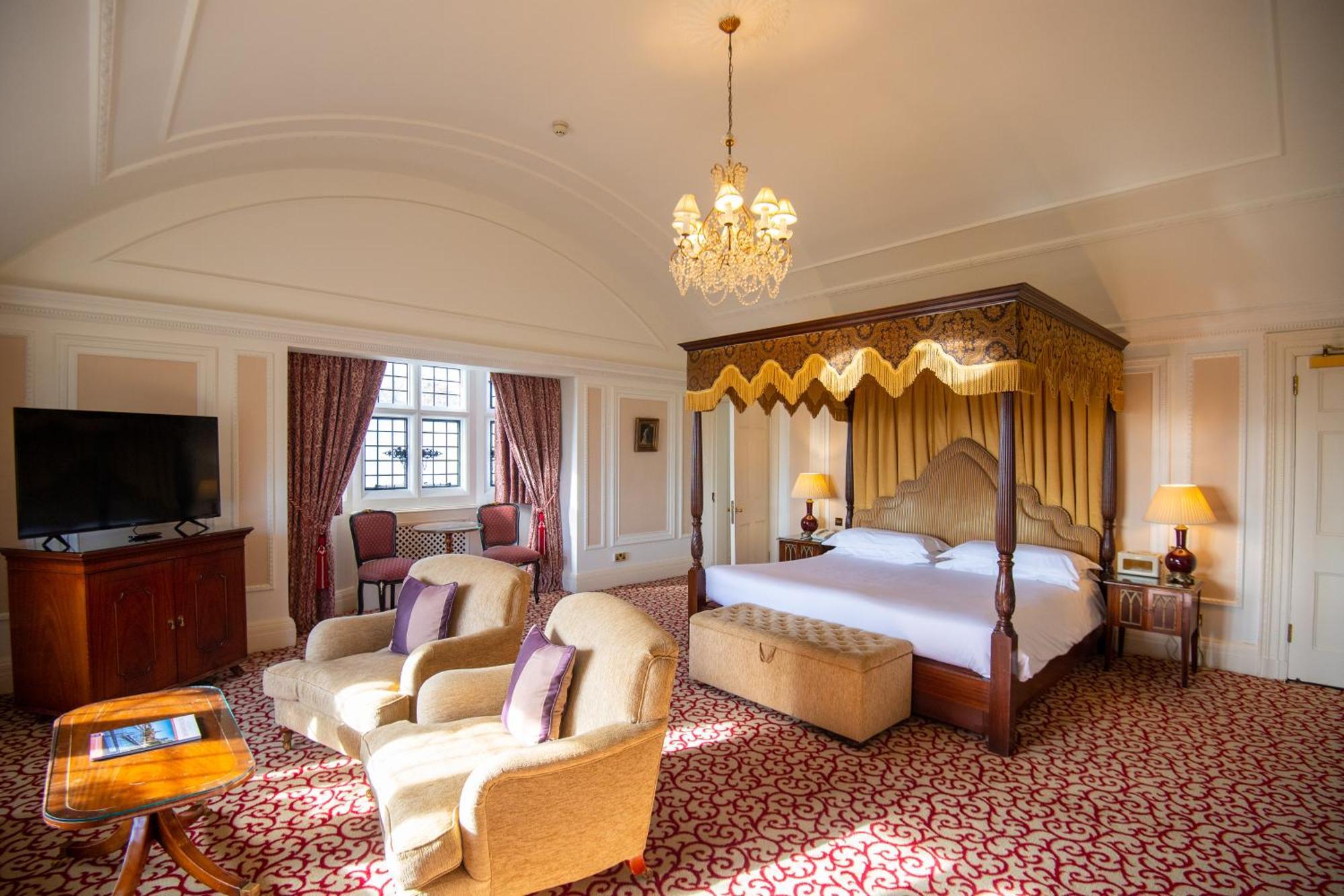 Danesfield House And 4* Marlow (Buckinghamshire)