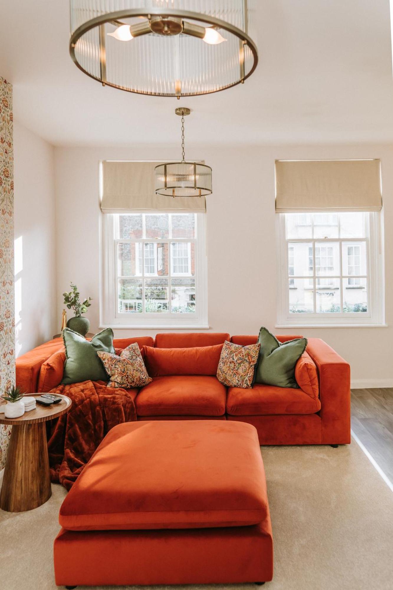 Elegant, Luxury Family Apartment! Marlow Town Centre, Walk To Pubs