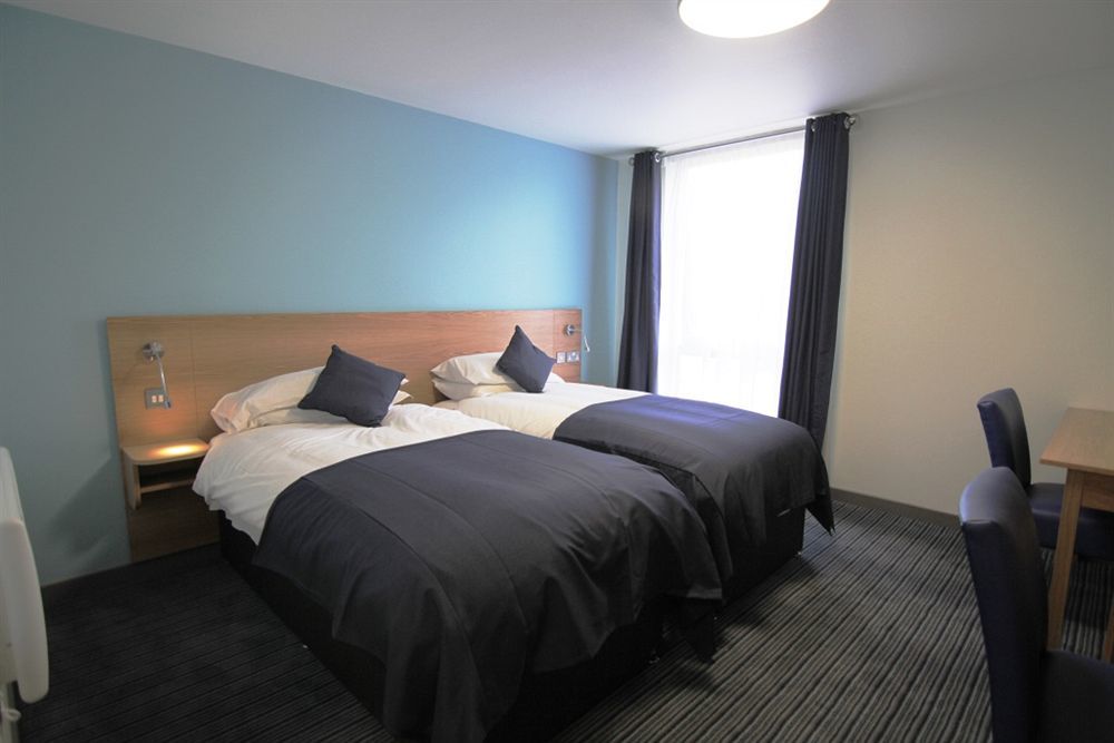 Bisham Abbey National Sports Centre 3*