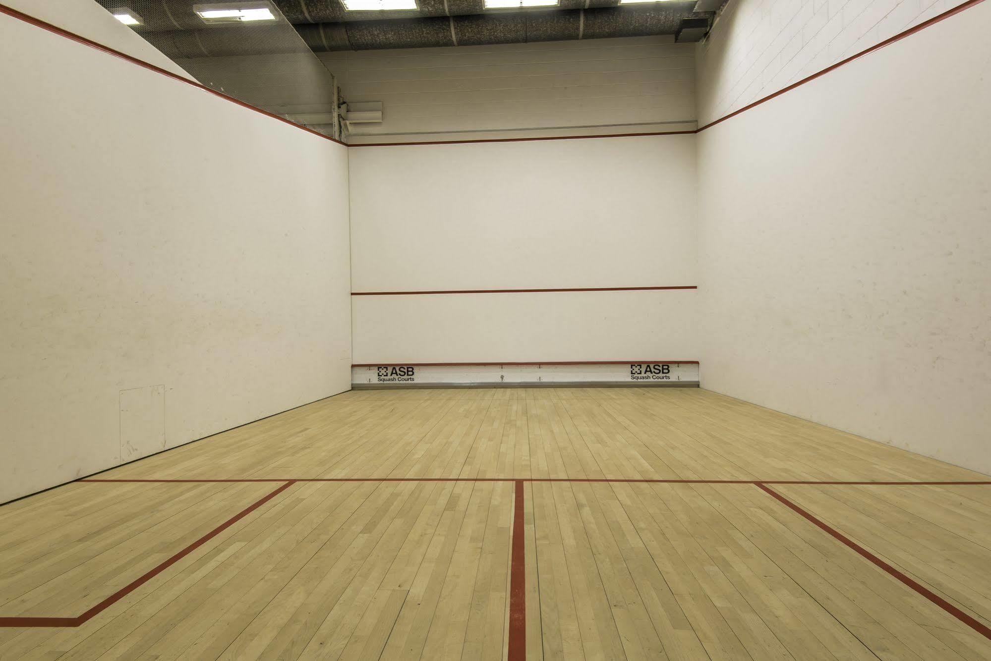 Bisham Abbey National Sports Centre Hotel Marlow (Buckinghamshire)