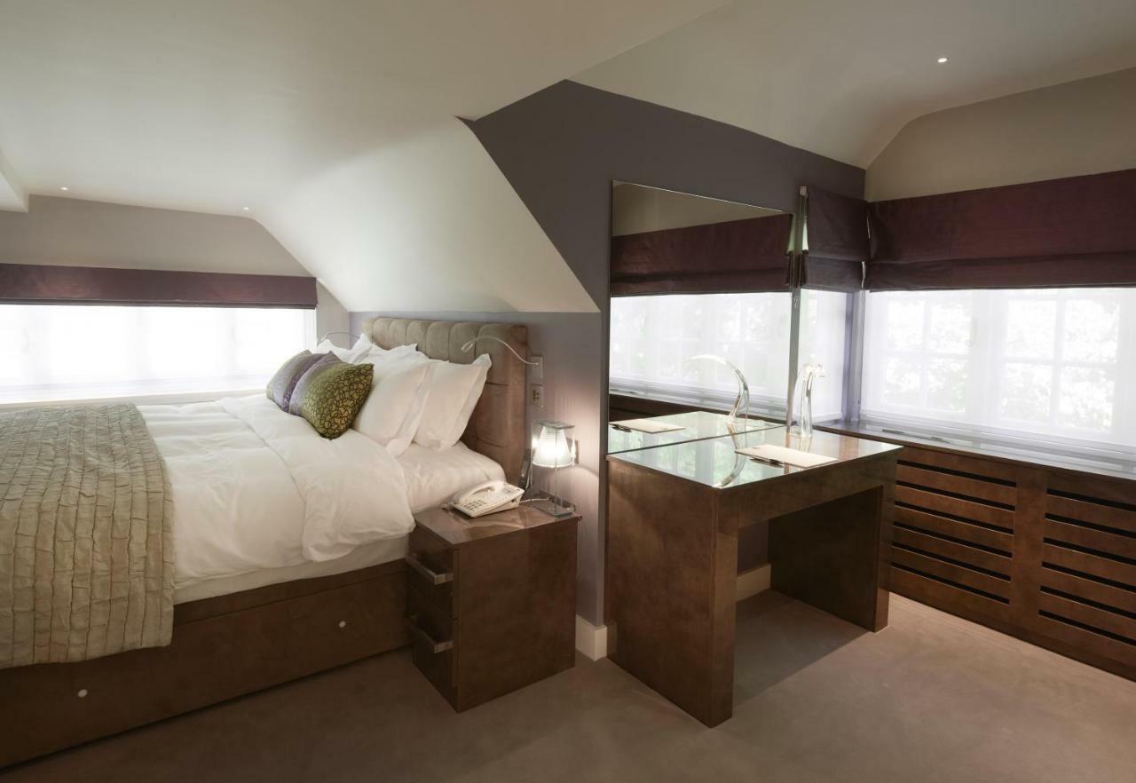 The Dog And Badger Bed & Breakfast 5*
