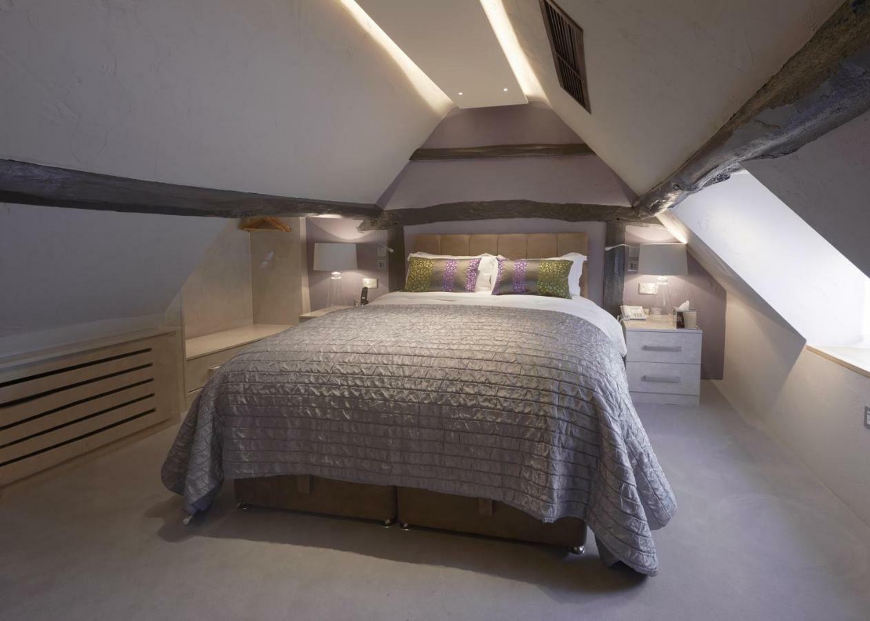 The Dog And Badger Bed & Breakfast