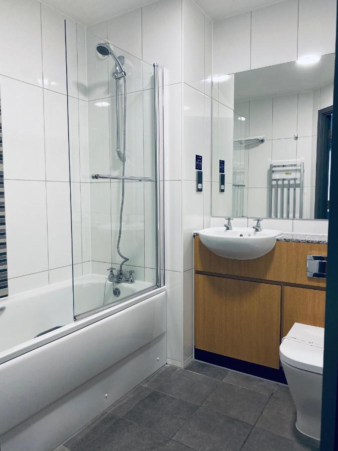 Bisham Abbey National Sports Centre 3*